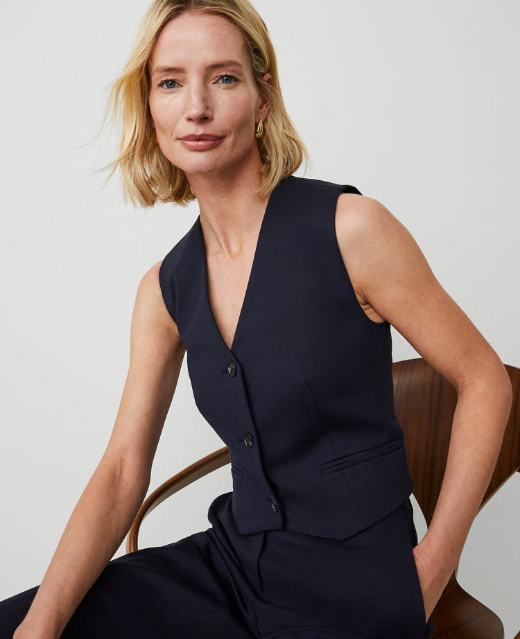 The Petite Tailored Vest in Stretch Cotton