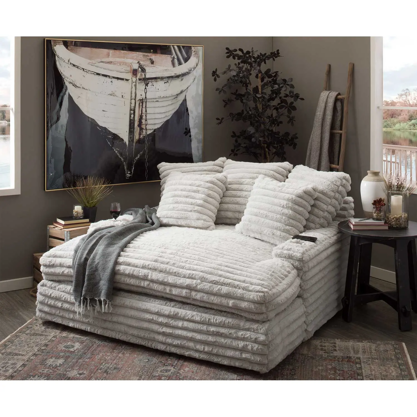 Winter Sale - Chaise Lounge With Dual Cupholders And Charging Ports
