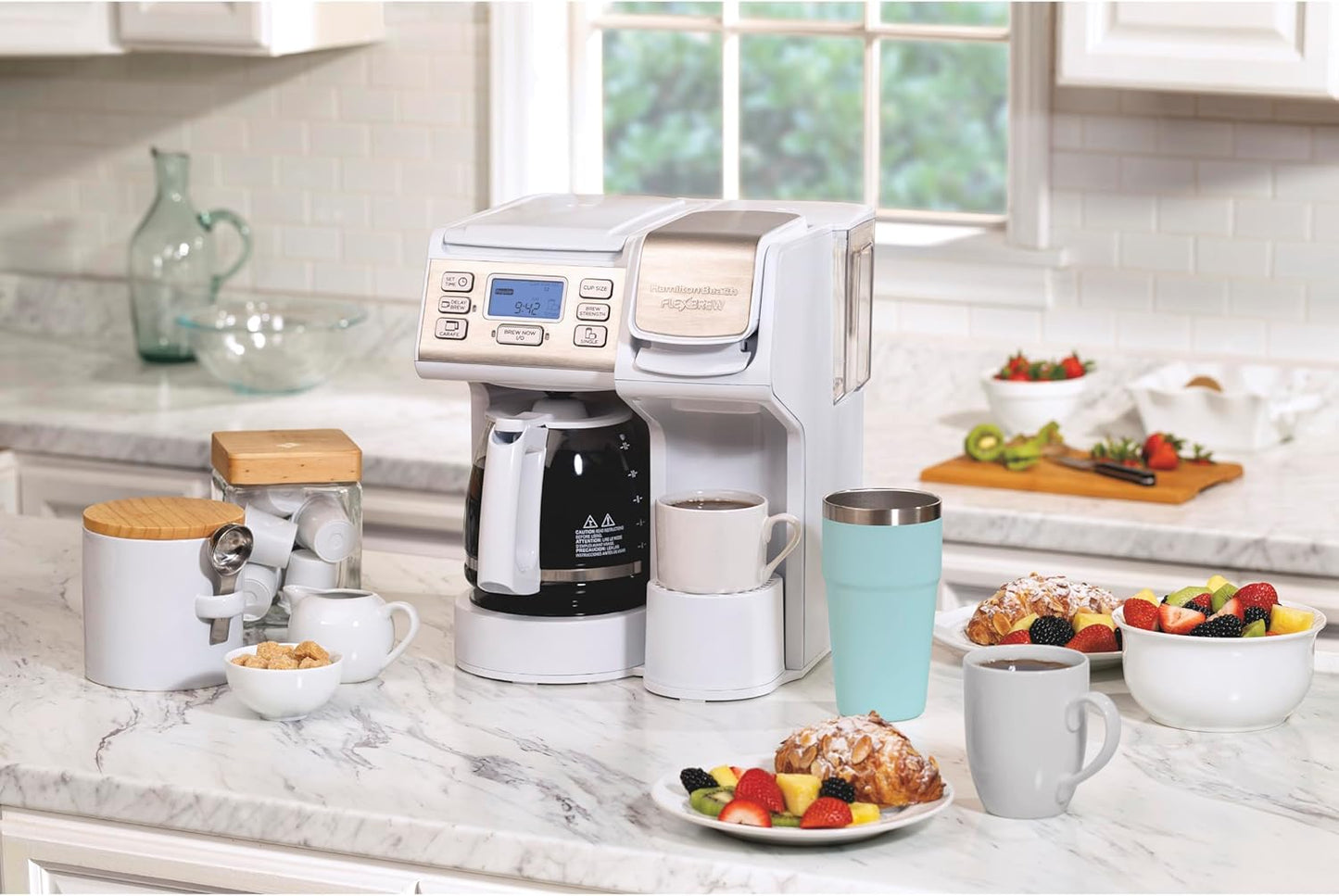 Hamilton Beach FlexBrew Trio 2-Way Coffee Maker, Compatible with K-Cup Pods or Grounds, Combo, Single Serve & Full 12c Pot, Black - Fast Brewing (49902)