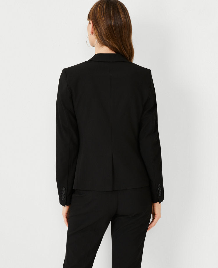 The One-Button Blazer in Seasonless Stretch