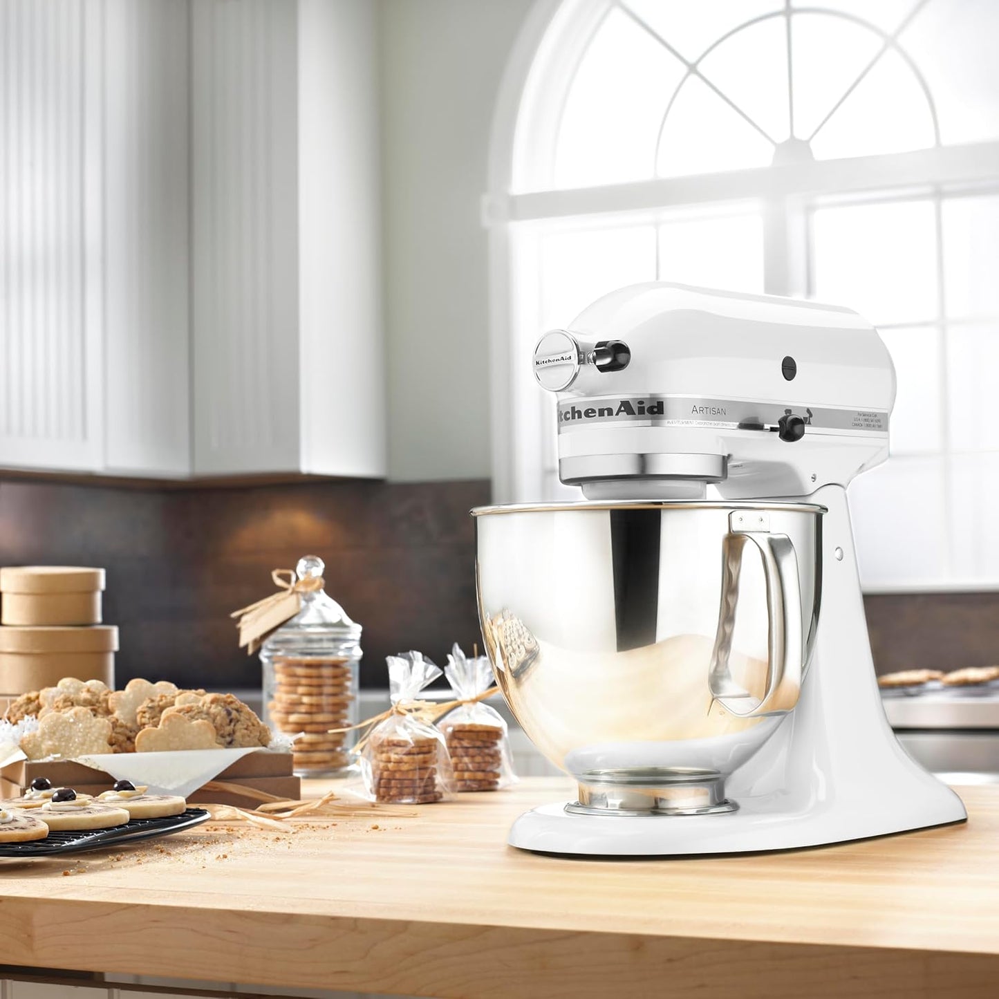 KitchenAid Artisan Series 5 Quart Tilt Head Stand Mixer with Pouring Shield KSM150PS, Removable bowl, Aqua Sky
