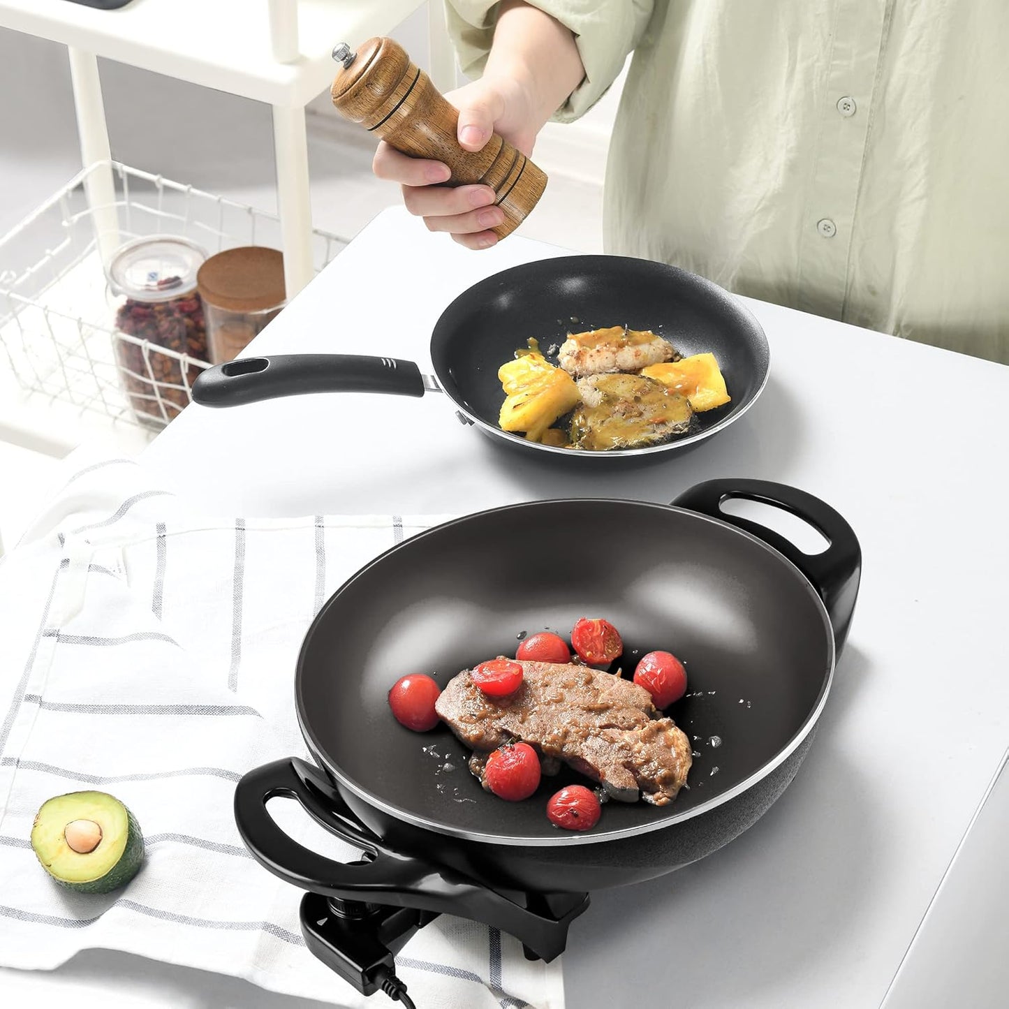 OVENTE 12 Inch Electric Skillet and Frying Pan with Nonstick Coating, 1400W Power, Adjustable Temperature Control, Tempered Glass Lid with Vent and Cool Touch Handles, Black SK11112B