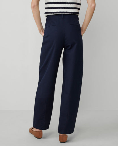 Weekend Collection Seamed Barrel Ankle Pant