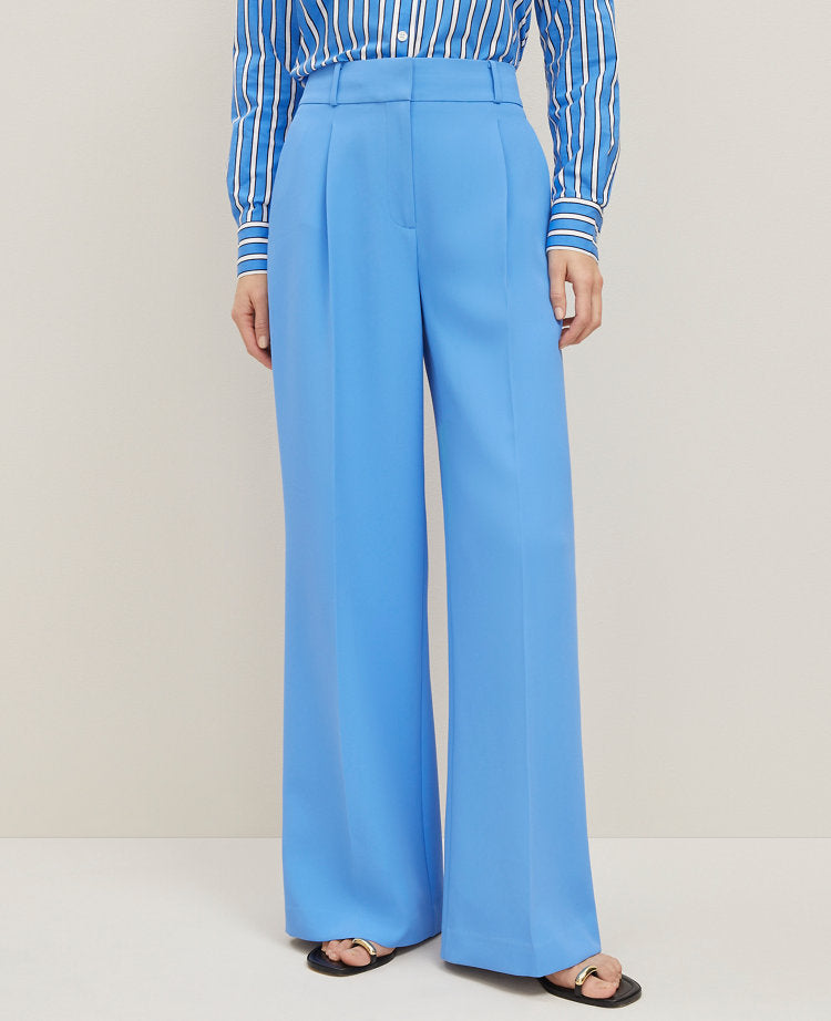 The Wide-Leg Pant in Fluid Crepe