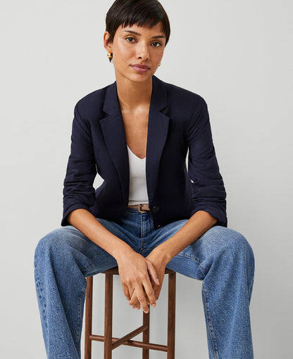 The Petite Greenwich Blazer in Linen Blend