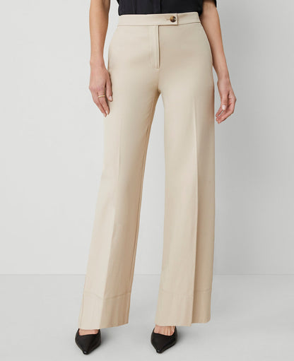The Modern Wide-Leg Pant