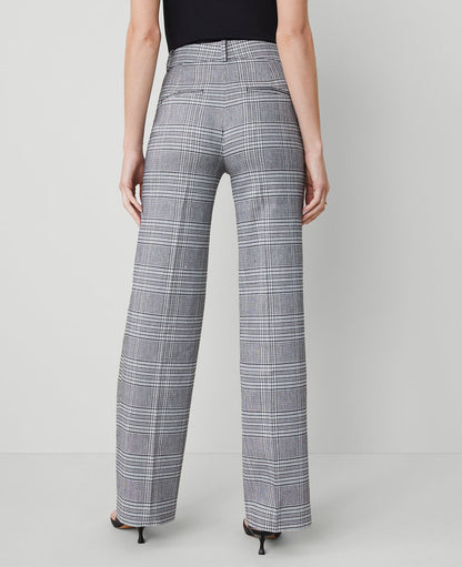 The Straight Pant