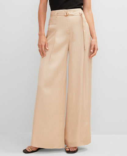 The Statement Wide-Leg Pant