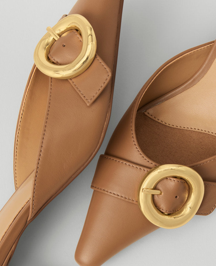 Buckle Nip Toe Leather Kitten Heels
