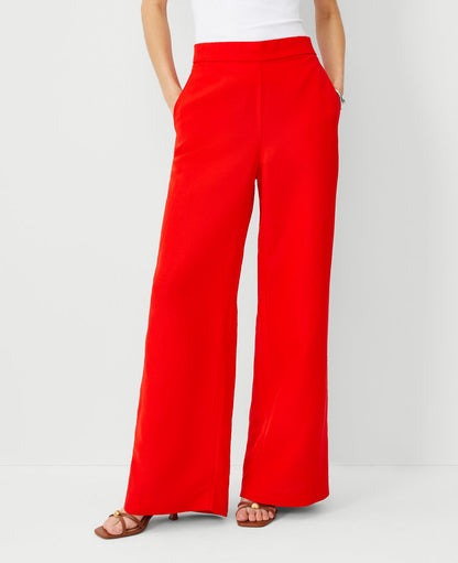 The Easy Palazzo Pant in Linen Blend