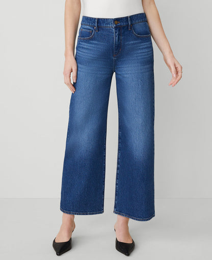 The Wide-Leg Crop Jean