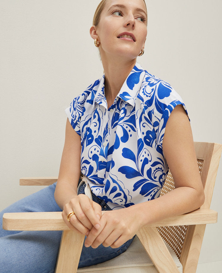Tiled Split Neck Popover