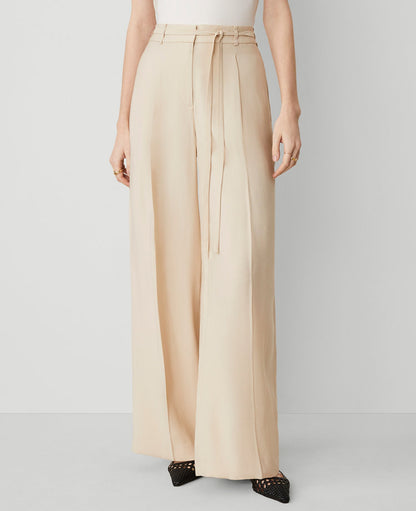 The Belted Wide-Leg Pant in Twill