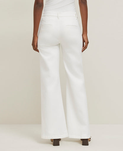 The Petite Refined Wide-Leg Jean