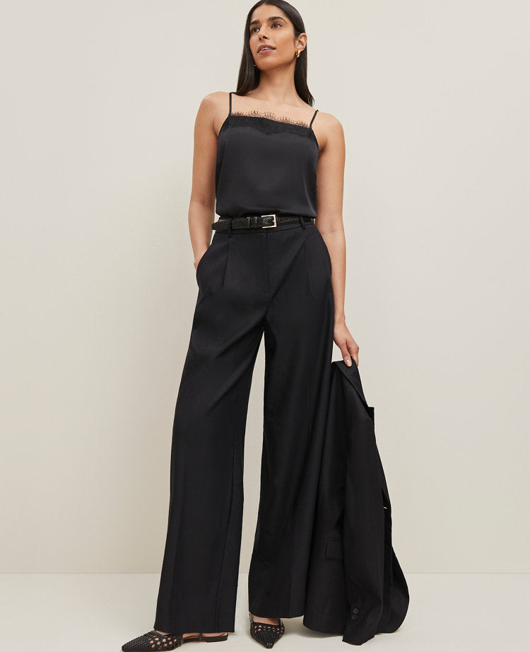 The Petite Wide Leg Pant in Linen Blend