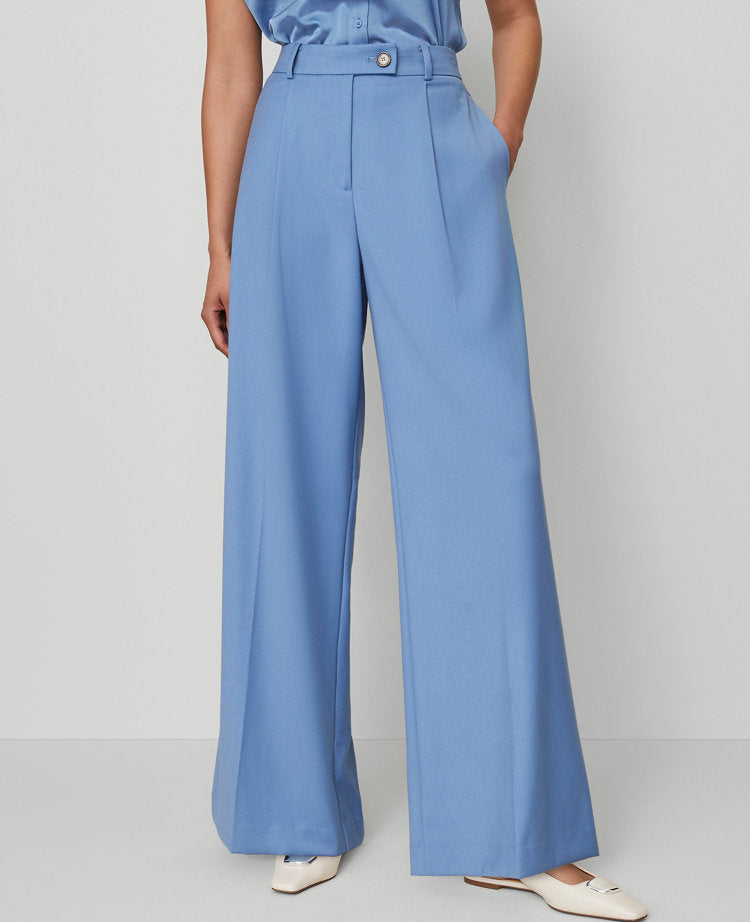 The Petite Modern Wide-Leg Trouser Pant