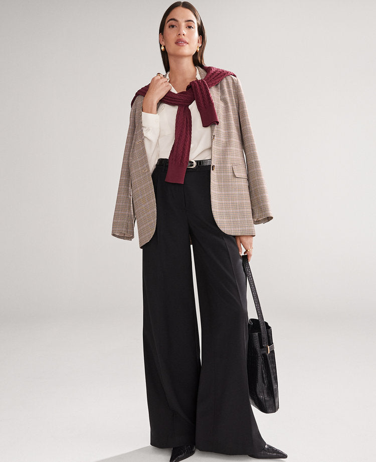 The Petite Modern Wide-Leg Trouser Pant