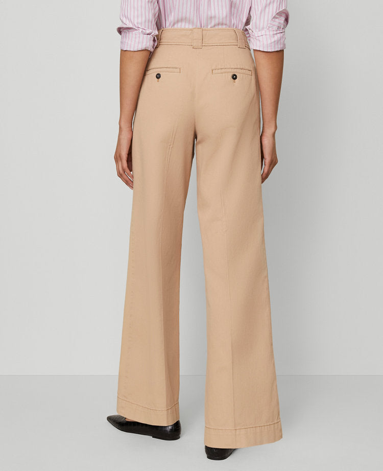 The Petite Belted Wide-Leg Pant