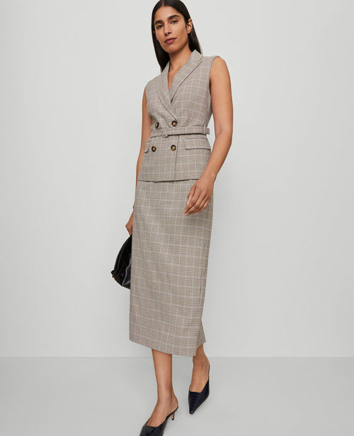 The Petite Clean Pencil Skirt in Plaid