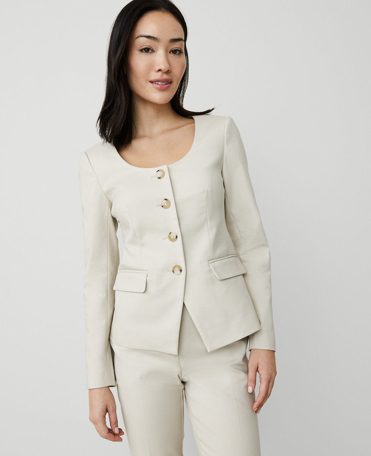 The Petite U-Neck Jacket in Stretch Cotton