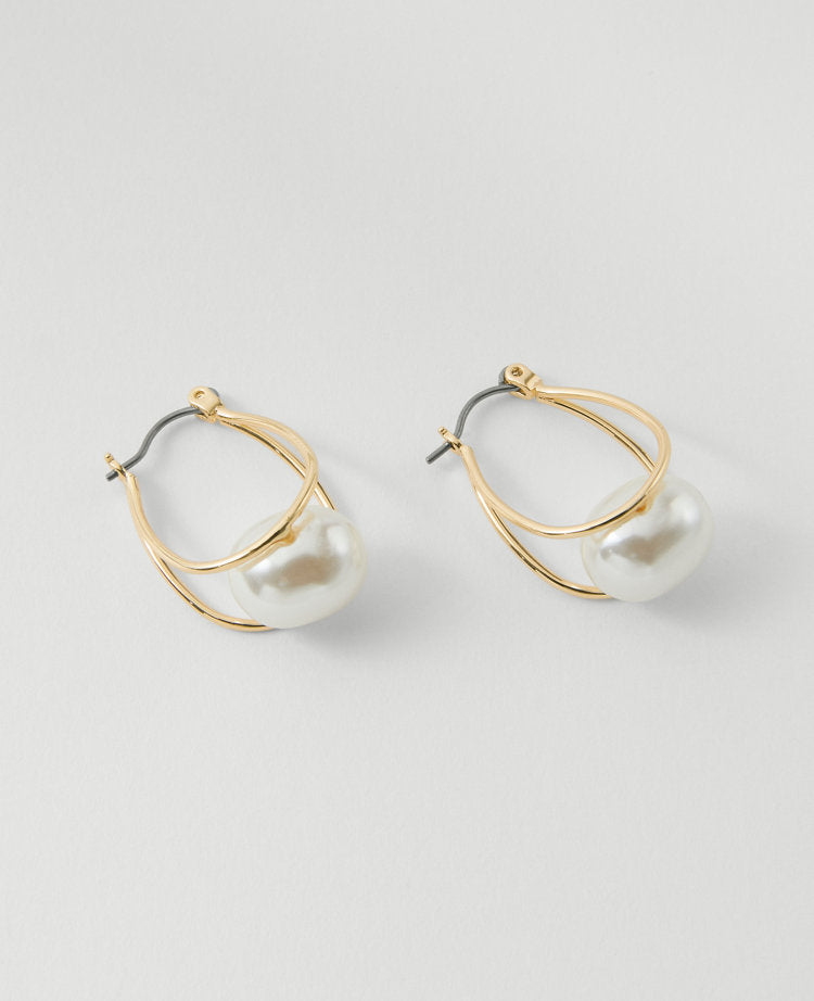 Pearlized Metal Loop Stud Earrings