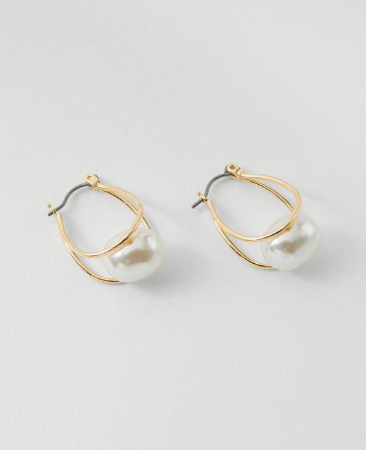 Pearlized Metal Loop Stud Earrings