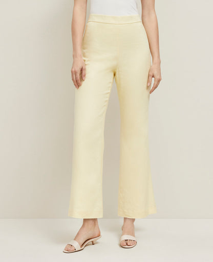 The Petite Flare Ankle Pant in Linen Blend — Curvy Fit