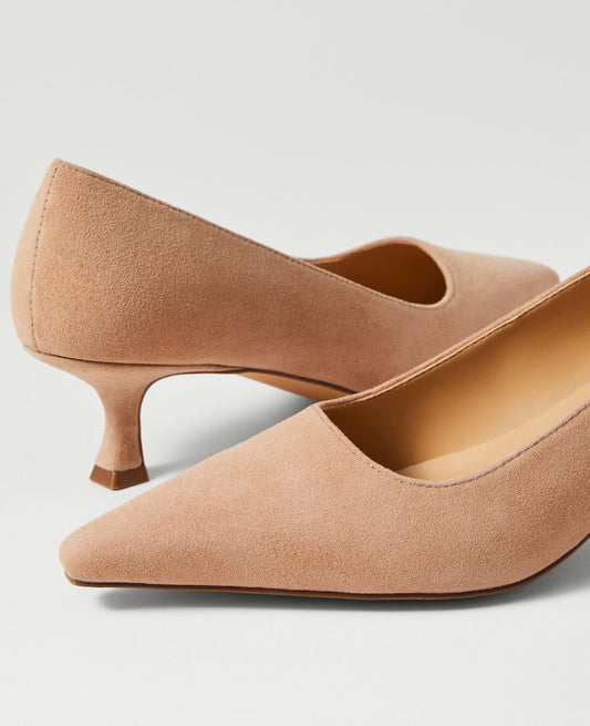 Suede Nip Toe Kitten Heel Pumps