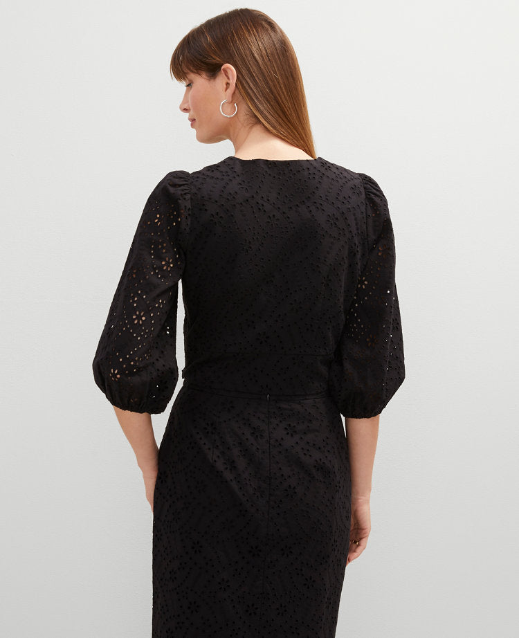 Petite Eyelet Puff Sleeve Blouse
