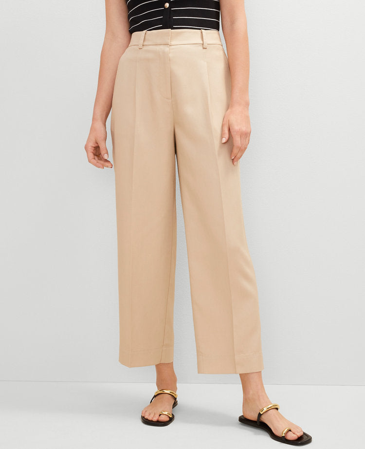 The Relaxed Ankle Pant