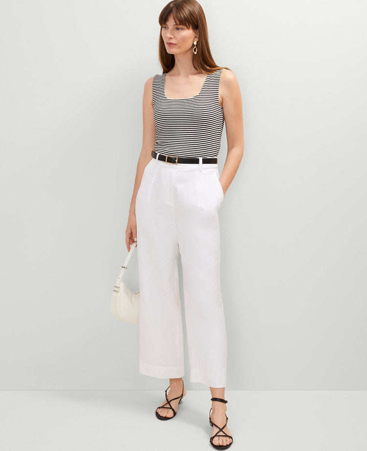 The Relaxed Ankle Pant