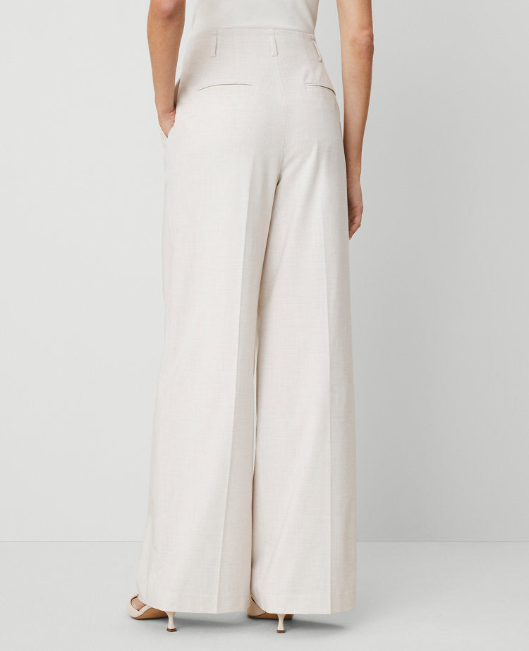 The Wide-Leg Pant