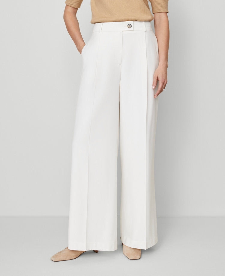 The Modern Wide-Leg Trouser Pant
