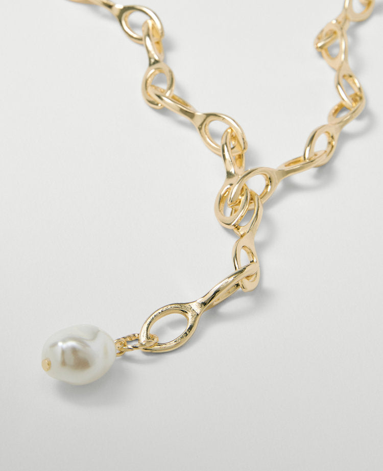 Pearlized Lariat Necklace