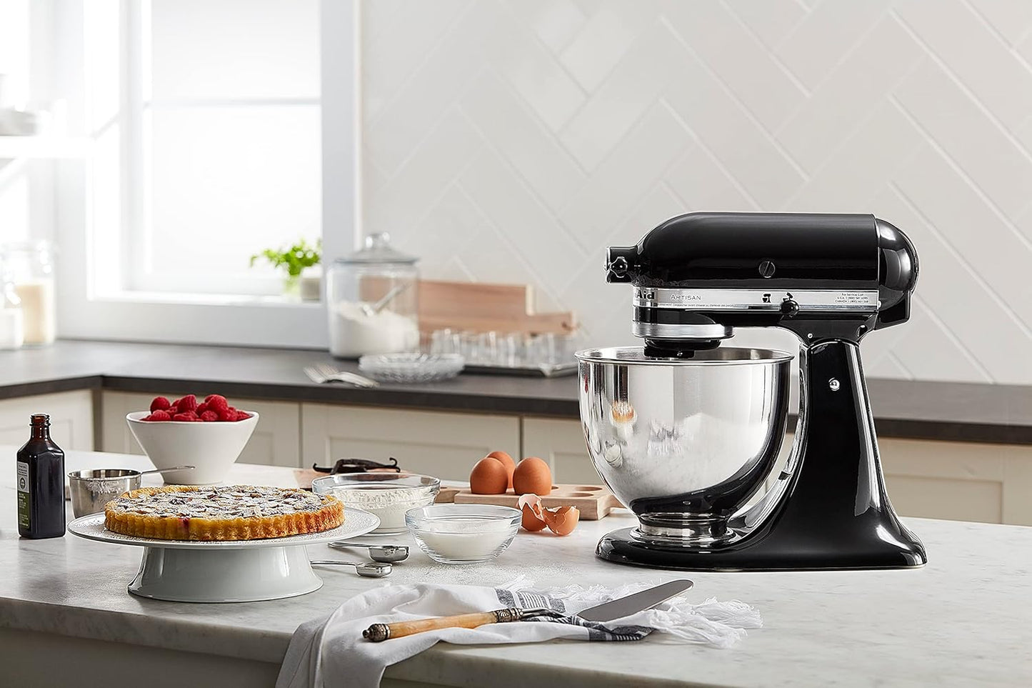 KitchenAid Artisan Series 5 Quart Tilt Head Stand Mixer with Pouring Shield KSM150PS, Removable bowl, Aqua Sky